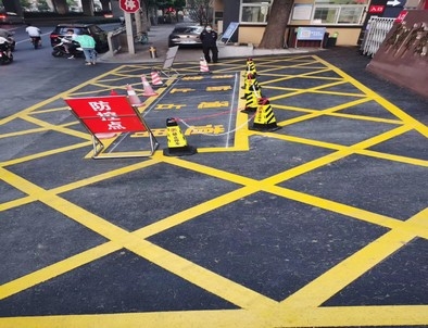 石家庄石家庄厂区划线，园区停车场划线，车库标识标线